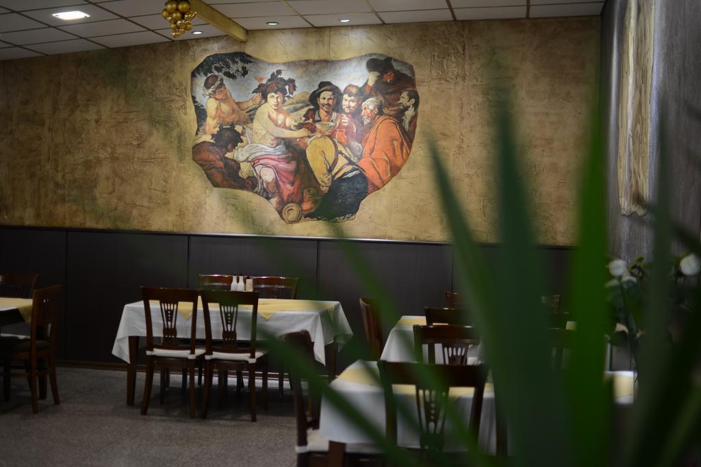 Hotel Afrodita Plovdiv Exteriör bild