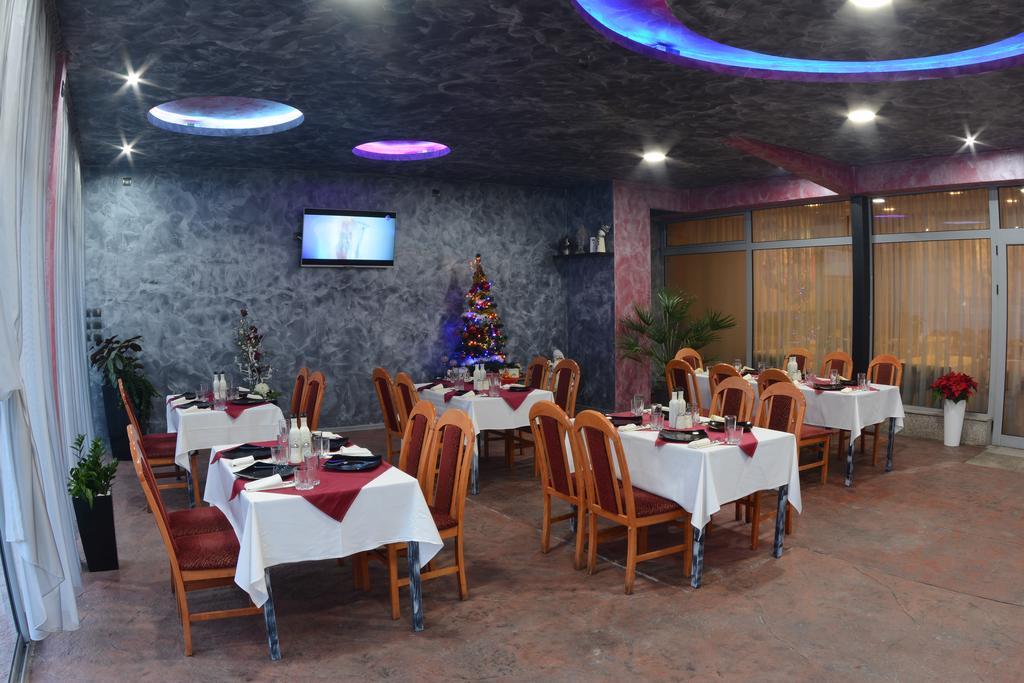 Hotel Afrodita Plovdiv Exteriör bild