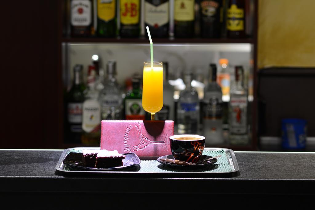 Hotel Afrodita Plovdiv Exteriör bild
