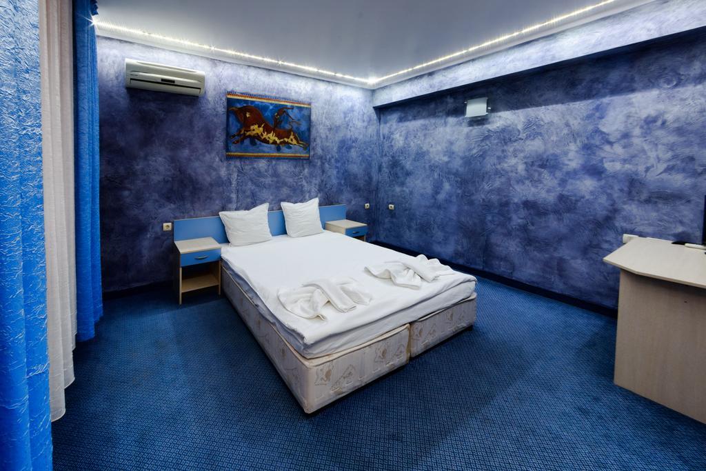 Hotel Afrodita Plovdiv Exteriör bild