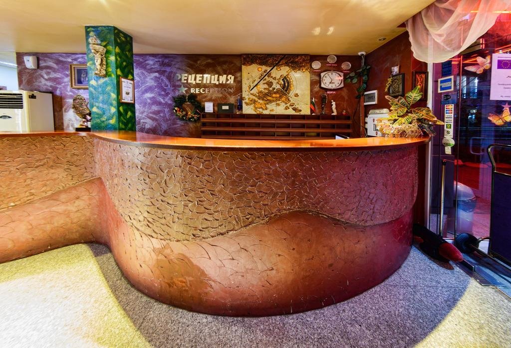 Hotel Afrodita Plovdiv Exteriör bild